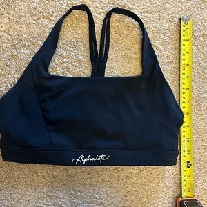 Alphalete Pulse Kinetic sports bra